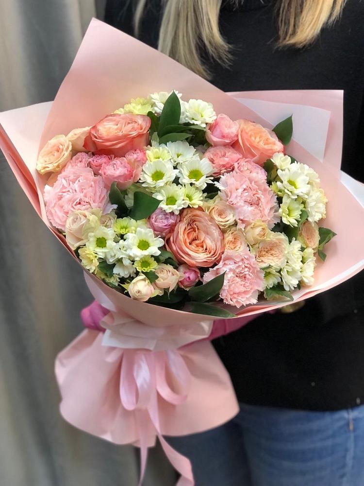 Букет цветов из: Гвоздики, Розы и Хризантемы в Акташ