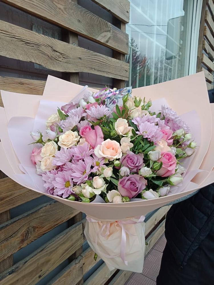 Букет фея в Акташ Букет цветов из: Розы и Хризантемы в Акташ