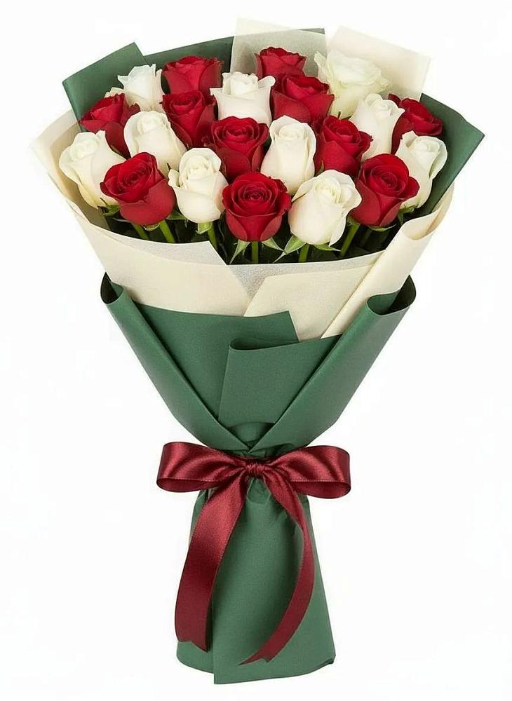 Букет Микс из красных и белых роз в Акташ